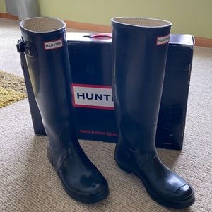 Hunter Black High Gloss Boots Size 8